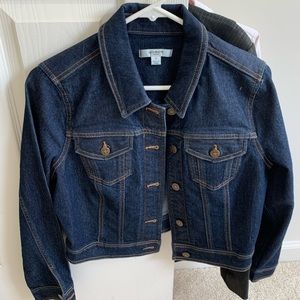 Dark denim jean jacket size 8